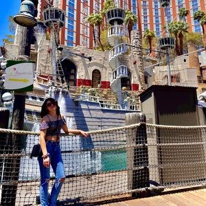 Meet your Posher, Anna